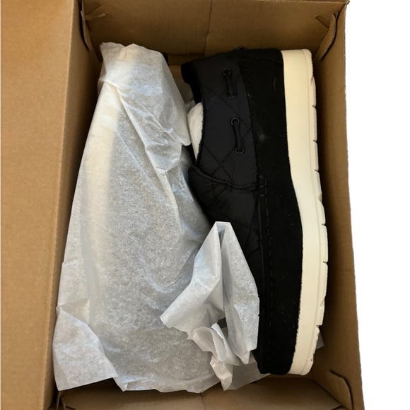 NIB Sperry Mocs - Picture 3 of 3